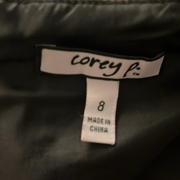 Ladies Deep Purple and black damask dress - Picture 4 of 5